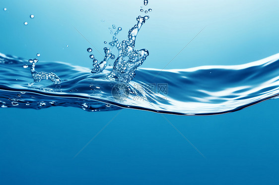 透明纯净水蓝色背景图片