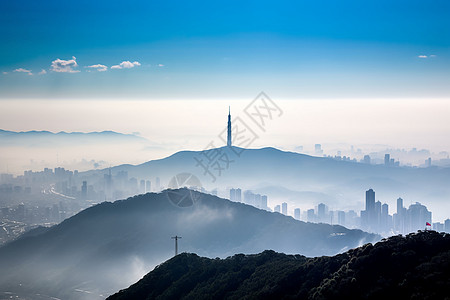 朦胧的山脉风景背景图片