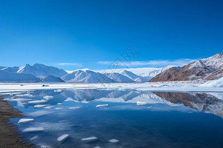 美丽的雪山图片