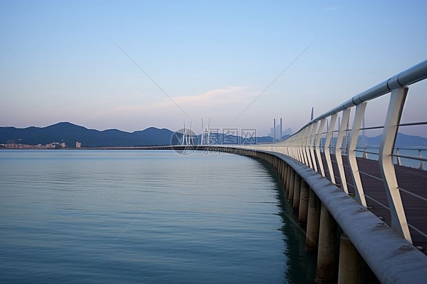 海岸线大桥图片