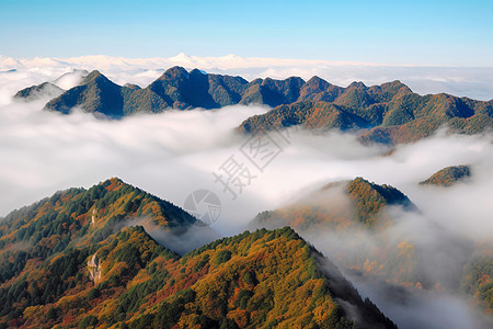 连绵起伏的山脉背景图片