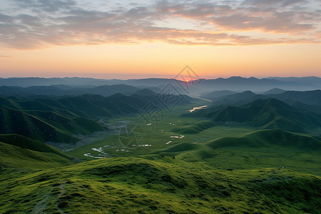 高山草原的日出云海图片