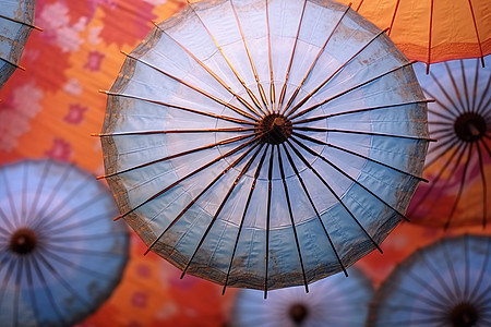 传统元素的油纸伞背景图片