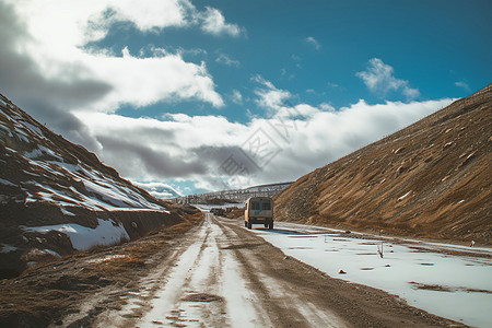 冬季的雪山图片