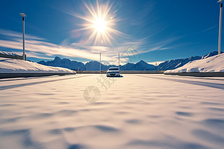 冬季户外美丽的雪地图片