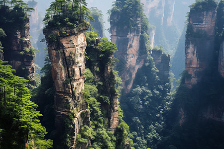 层层叠嶂的奇石群峰景观背景