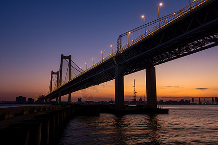 东京都横滨海湾大桥的夜景背景