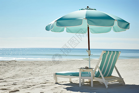 海滩上的休息沙滩椅图片