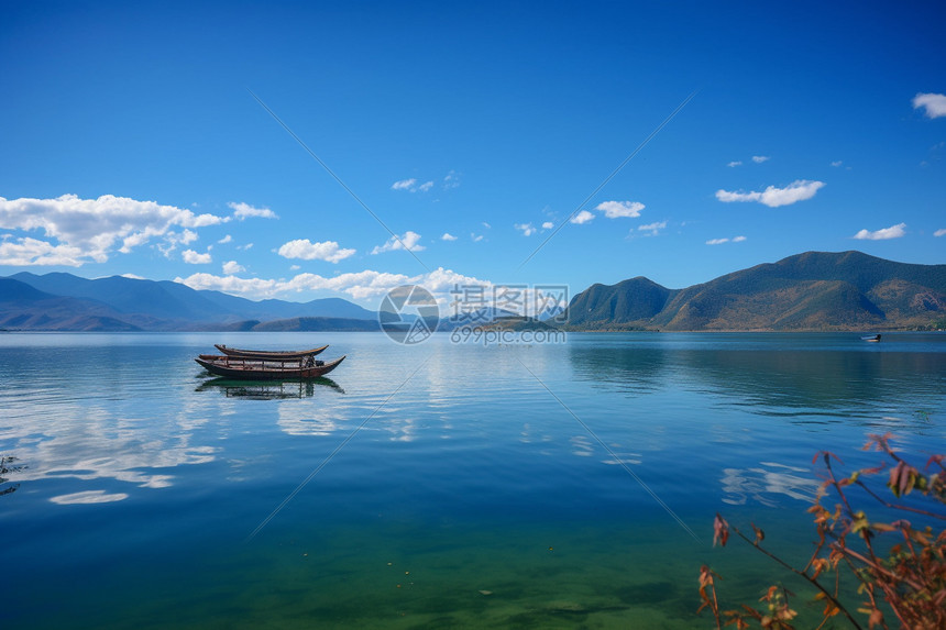 惊涛骇浪的海面图片