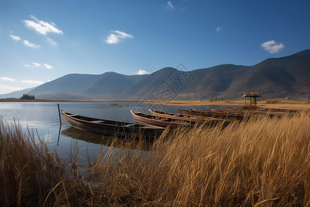 秋季泸沽湖的美丽景观图片