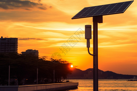 光伏路灯夕阳下的光伏发电路灯背景