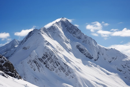 美丽的雪山风光图片