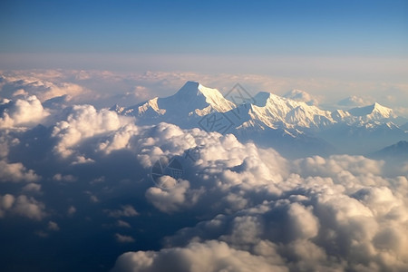 海拔很高的珠穆朗玛峰图片