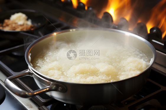 煮沸了的小米粥图片