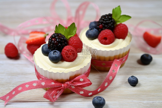 甜品水果蛋糕图片