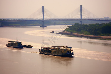 夏季湄公河上的壮观景象图片