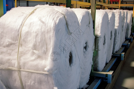 棉花打包工厂高清图片