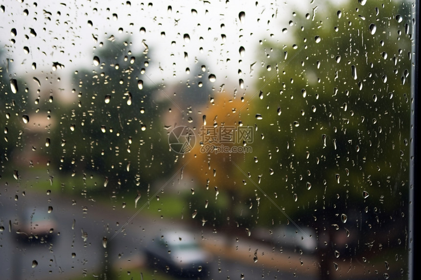 玻璃窗上的雨滴图片