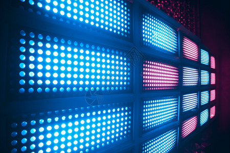 创新科技的LED灯泡屏幕图片