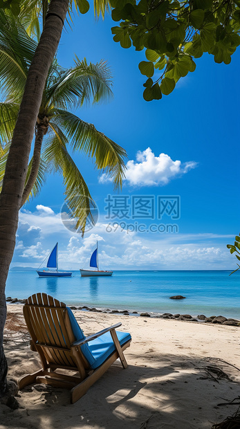 海滩上休息的椅子图片