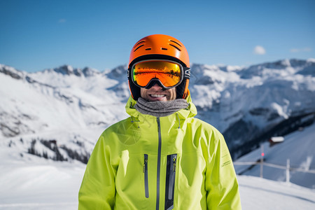 雪山中滑雪的男子图片