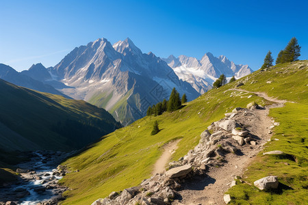 美丽的阿尔卑斯山图片