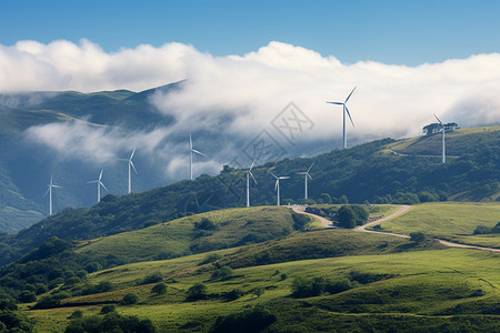 夏季山谷中的风力发电涡轮机图片