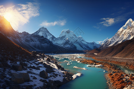 阳光下蜿蜒的河流阳光下的雪山风景背景