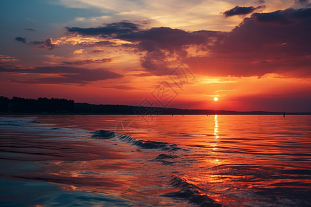 日落时分海面图片