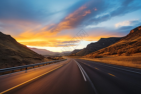 早晨繁忙交通自驾游公路旅行背景