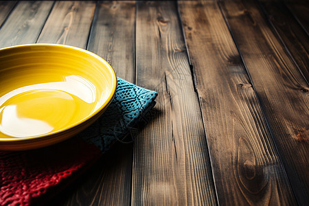 木桌上的精致陶瓷碗图片