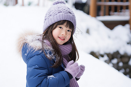 雪地嬉戏的女孩背景图片