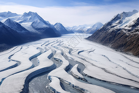 阿拉斯加雪山中的冰川河流图片