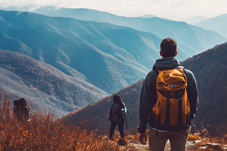 户外运动的徒步旅行者高清图片