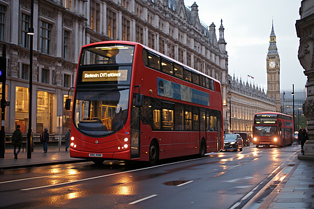 伦敦街道的巴士图片