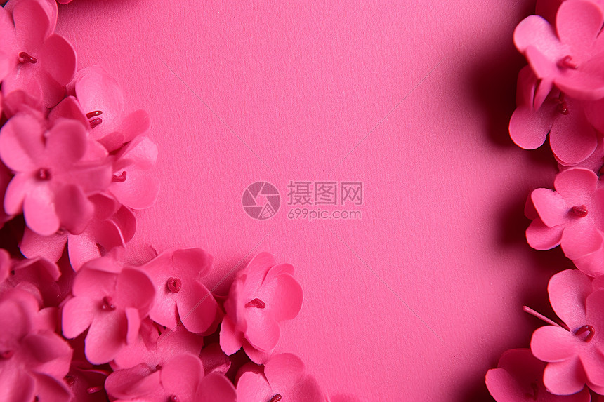 粉红色的樱花剪纸图片