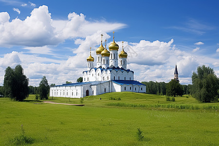 神圣的金顶古典俄式教堂图片