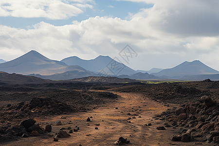 荒凉的火山地貌图片