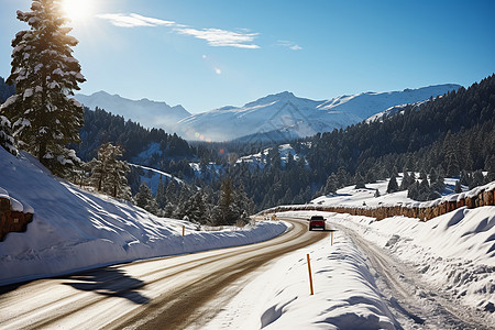 穿梭冬季雪山的汽车图片