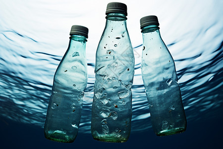 可回收的塑料瓶高清图片