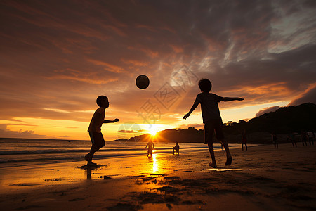 玩球孩子们海边沙滩上玩耍的孩子背景