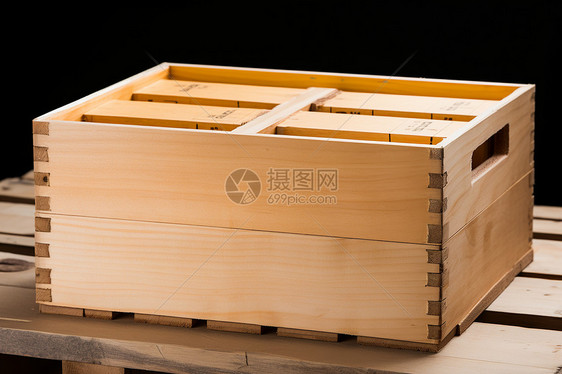 木质包装盒图片
