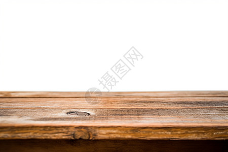 白色背景下的木桌图片
