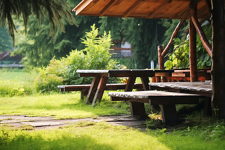 夏日的花园避难小屋高清图片