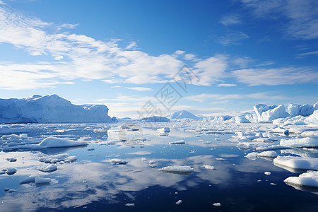 海面上的冰川图片
