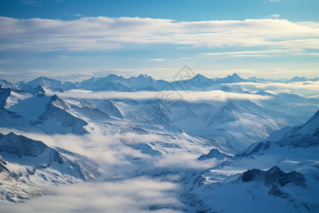 雪山的壮丽景色图片