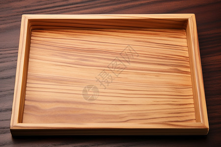 桌面上的木制托盘图片