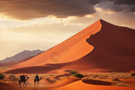 沙漠中旅行的人图片