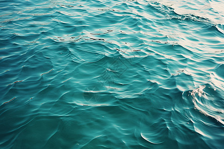 波光粼粼的湖面图片