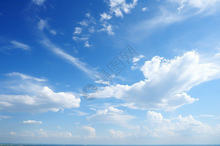 夏日天空中的白云图片
